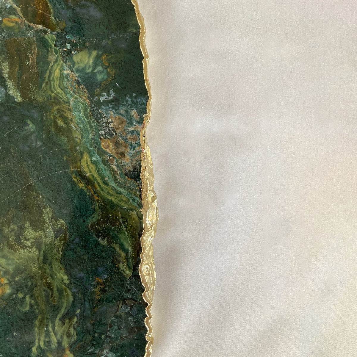 لوح أجبان من العقيق الأخضر، 25 × 38 سم، الصورة 4 من 6