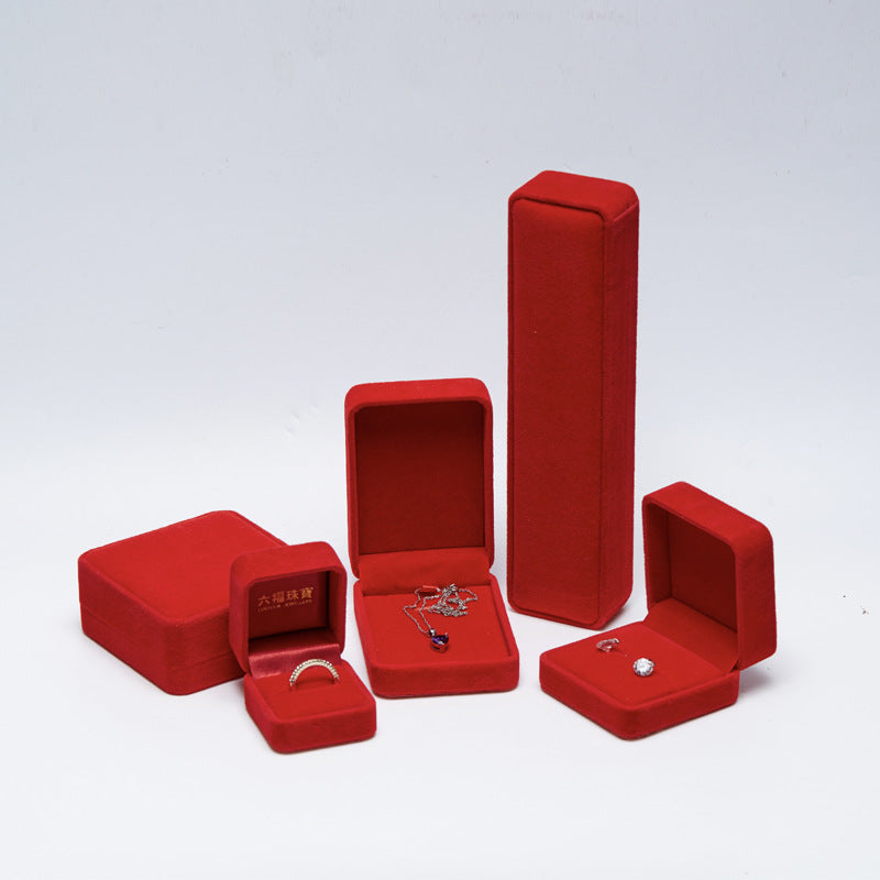 علبة قلادة وتغليف مجوهرات