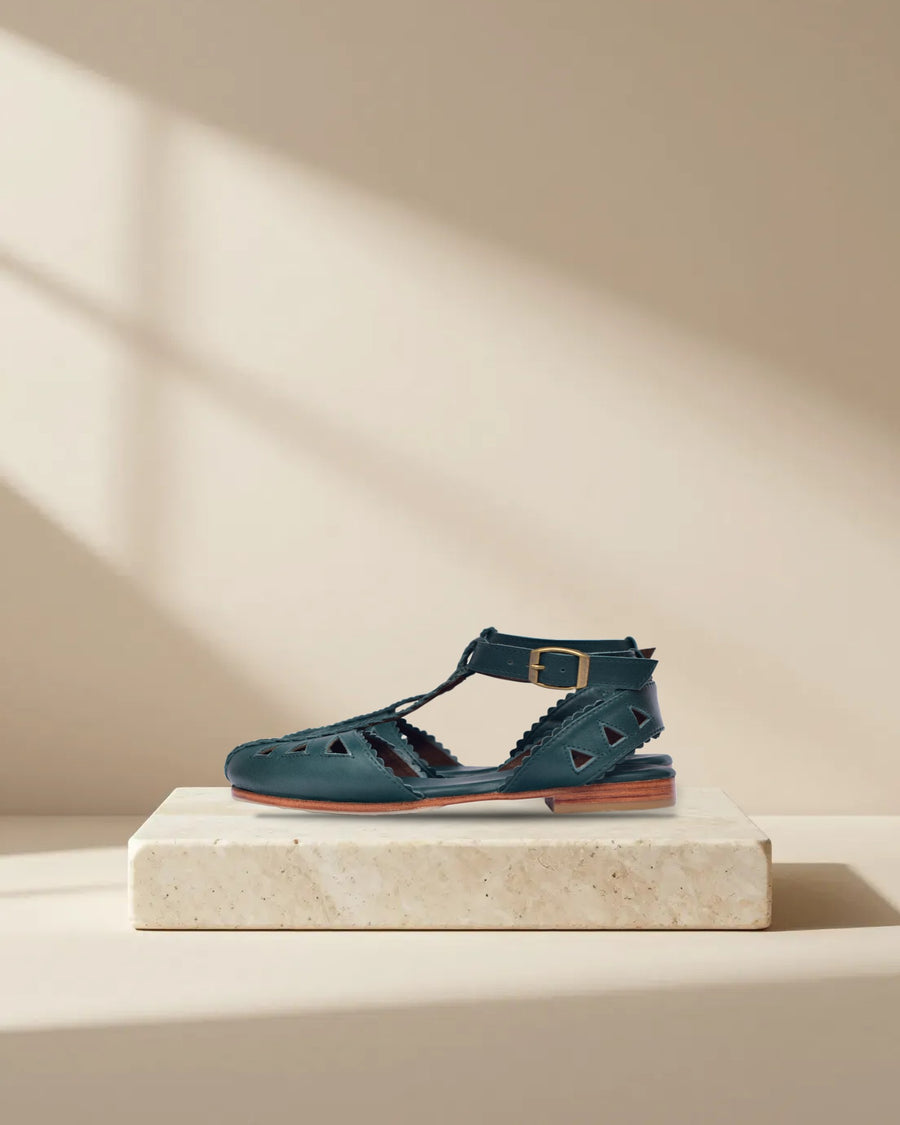 Bounty T-Strap Leather Sandals in Emerald
