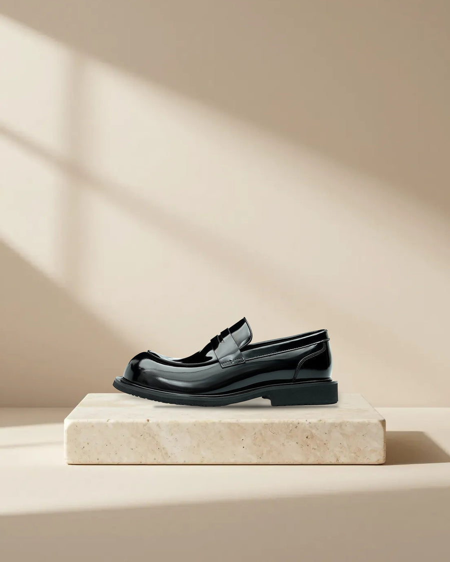 Men’s Glossy Calfskin Loafers in Black