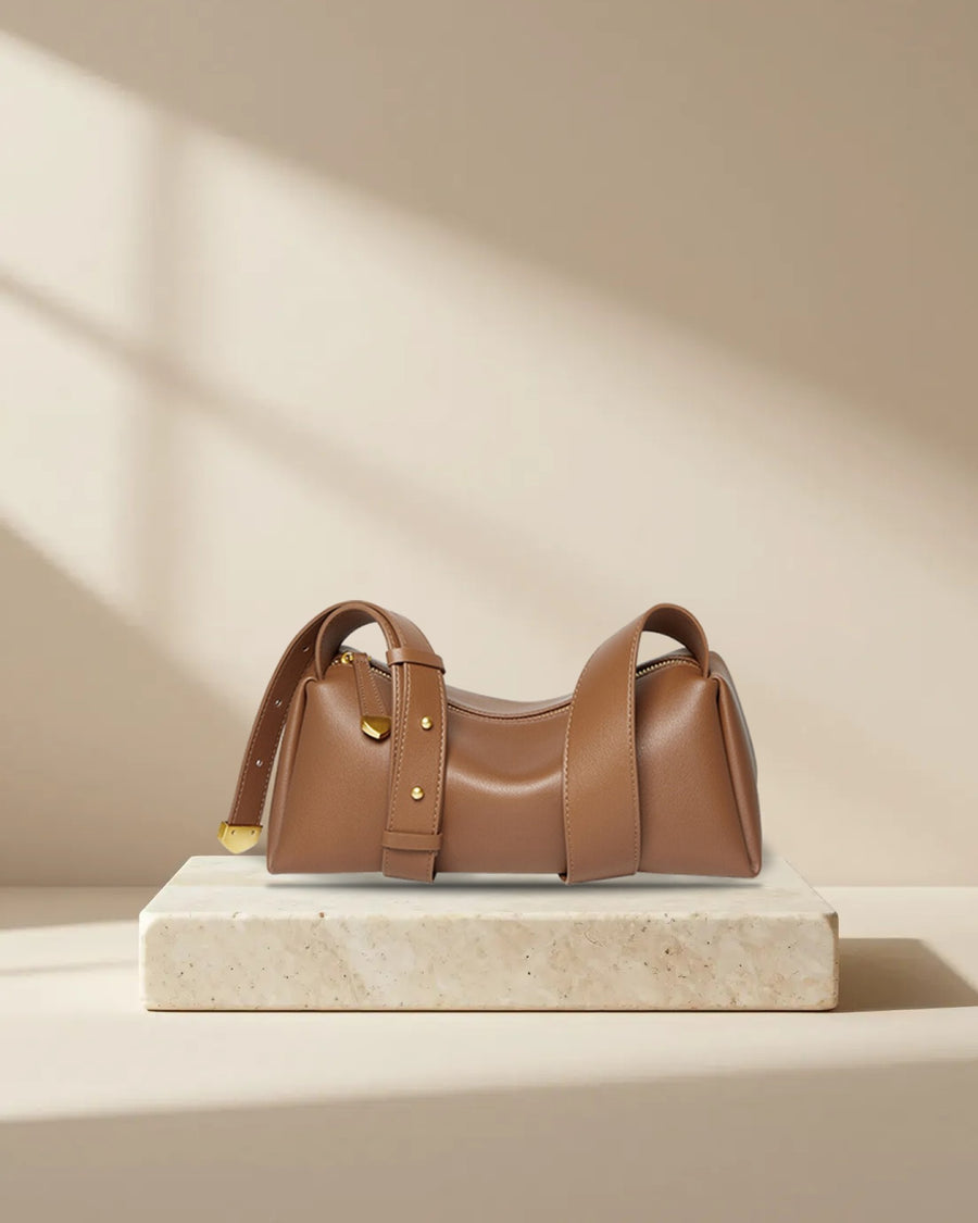 Minimalist Baguette Shoulder Bag in Brown