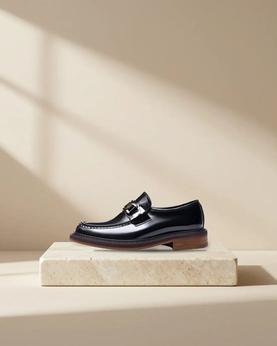Men’s Glossy Leather Business Loafers in Black